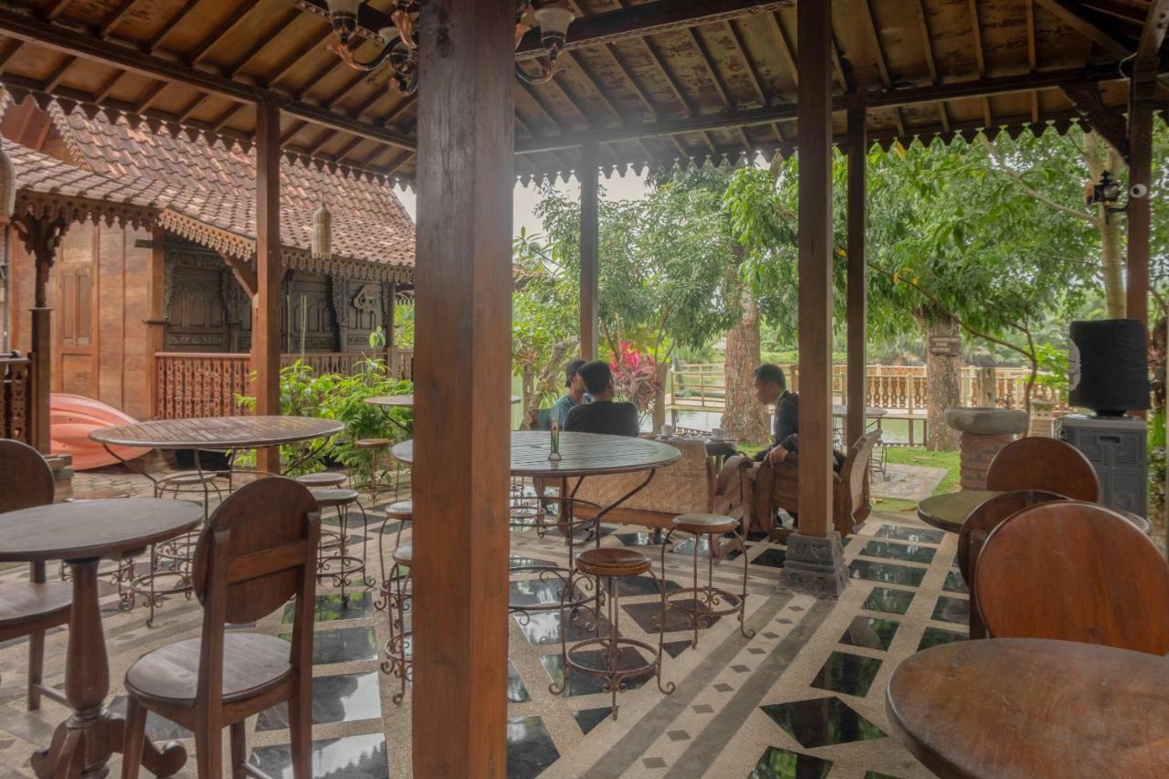 Hotel Batukaras Kalaras Exterior photo
